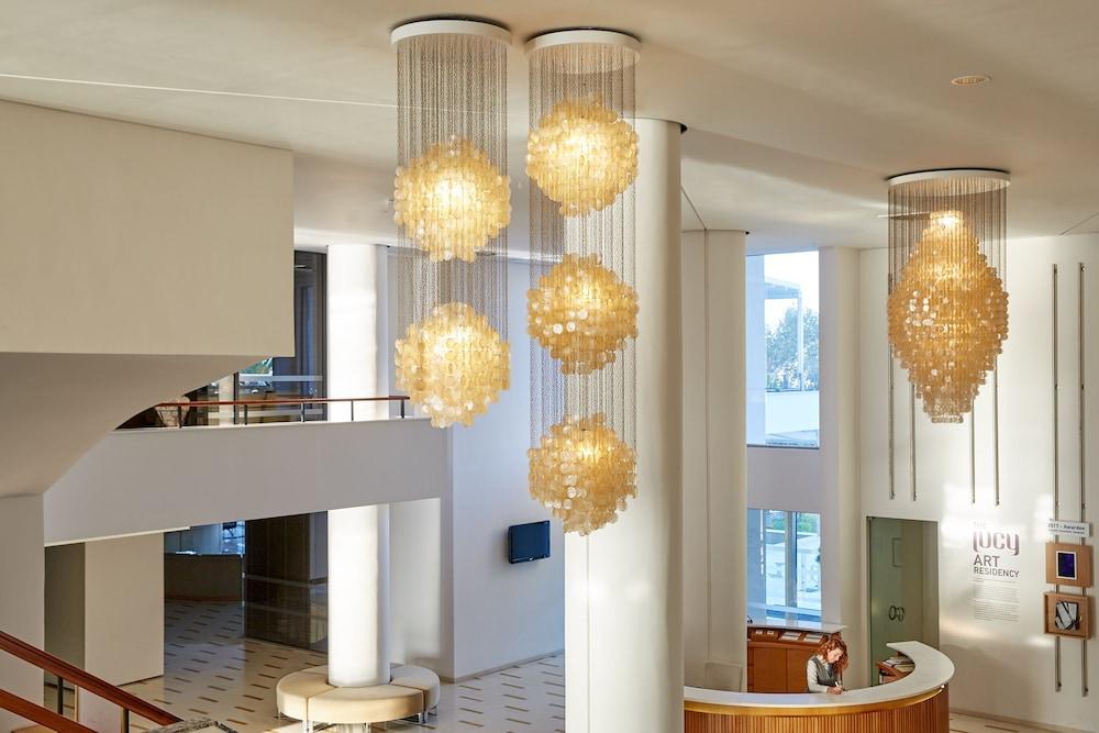 Lucy Hotel 5*